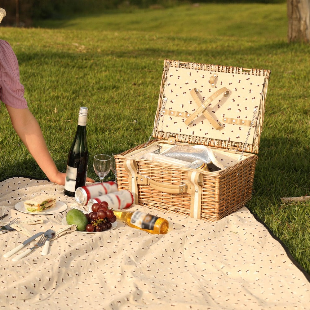 Willow Picnic Basket Set for 2 Persons